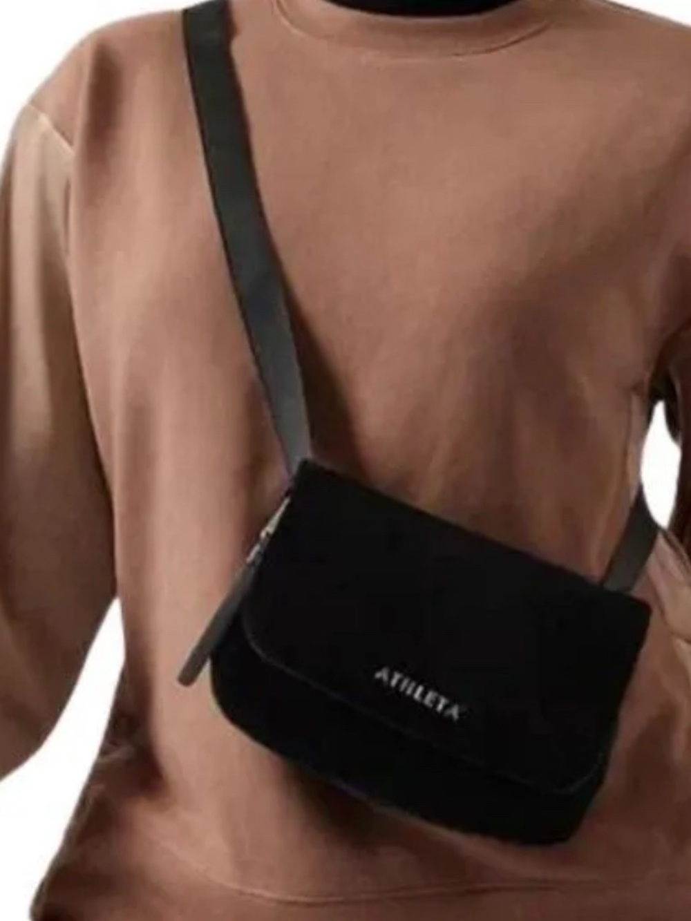 Athleta Revive Velvet Belt Bag D Ring Black